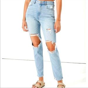 AEO Mom Jean distressed 16